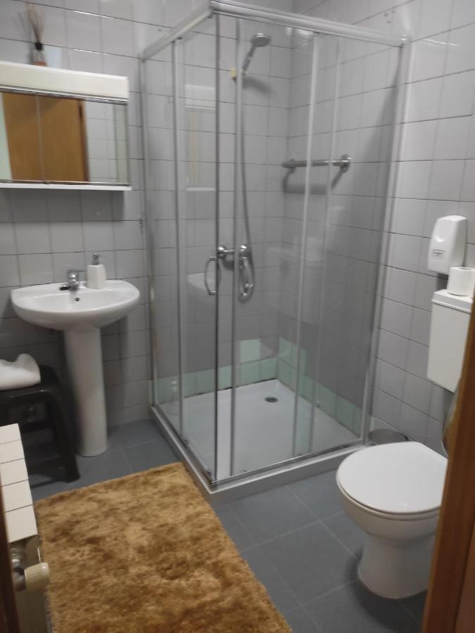 Guesthouse Casa Das Abegoarias Селоріку-де-Башту Екстер'єр фото