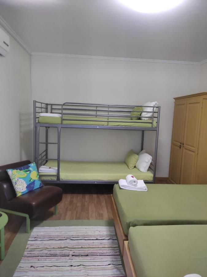 Guesthouse Casa Das Abegoarias Селоріку-де-Башту Екстер'єр фото